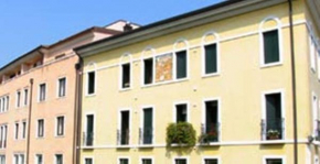 Гостиница Hotel Due Leoni  Сачиле